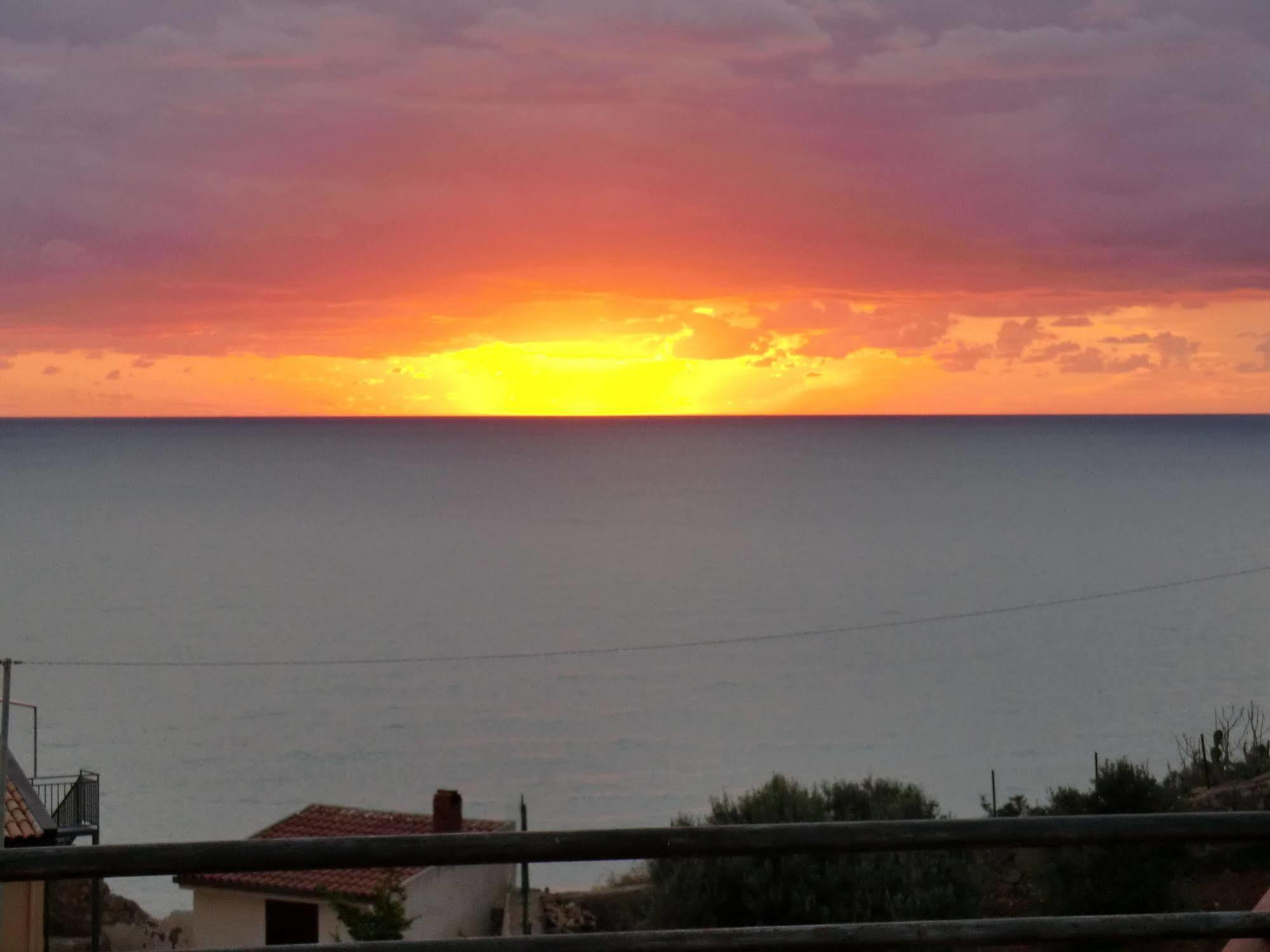 Mediterraneo Mare E Sole Marina di Palma Luaran gambar